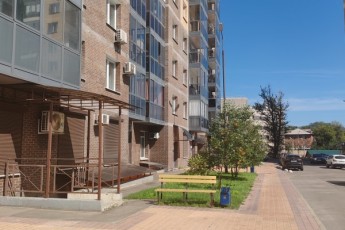 Продается 3-комнатная квартира, 76.8 кв. м